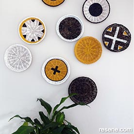Paint a woven plate