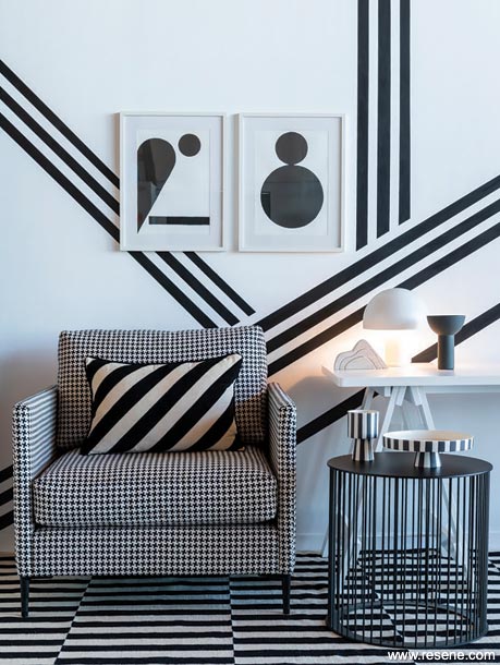 Black and white room with Mayfair Houndstooth chair