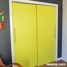 Paint wardrobe doors
